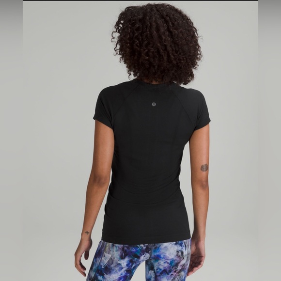 Lululemon Swiftly Tech Short-Sleeve Shirt 2.0 *Hip Length - Picture 4 of 6